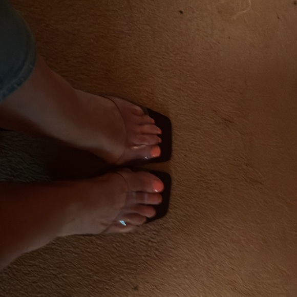 Sandals - Picture 6 of 8